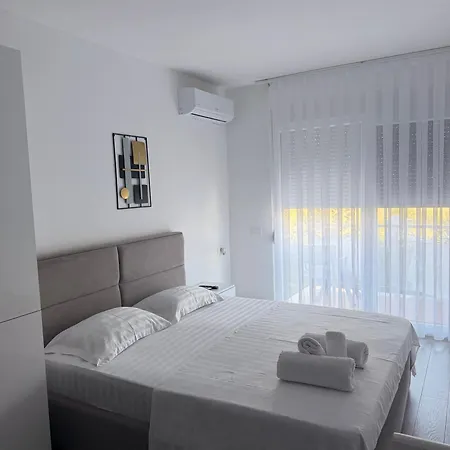 Apartmán Rei 2 Shëngjin