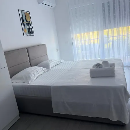Apartamento Rei 2 *
